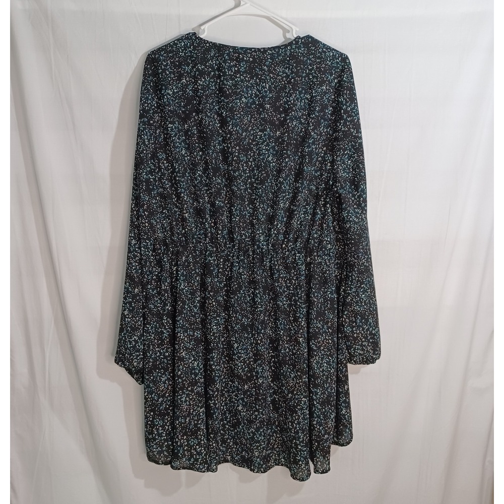 Women's Lane Bryant Black & Blue Floral Cinched Waist Lightweight Tunic Size 16 - Picture 2 of 11